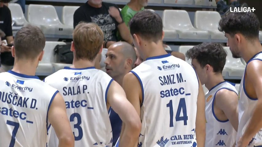 Dura derrota del Alimerka Oviedo Baloncesto en el primer partido de la temporada (90-68)