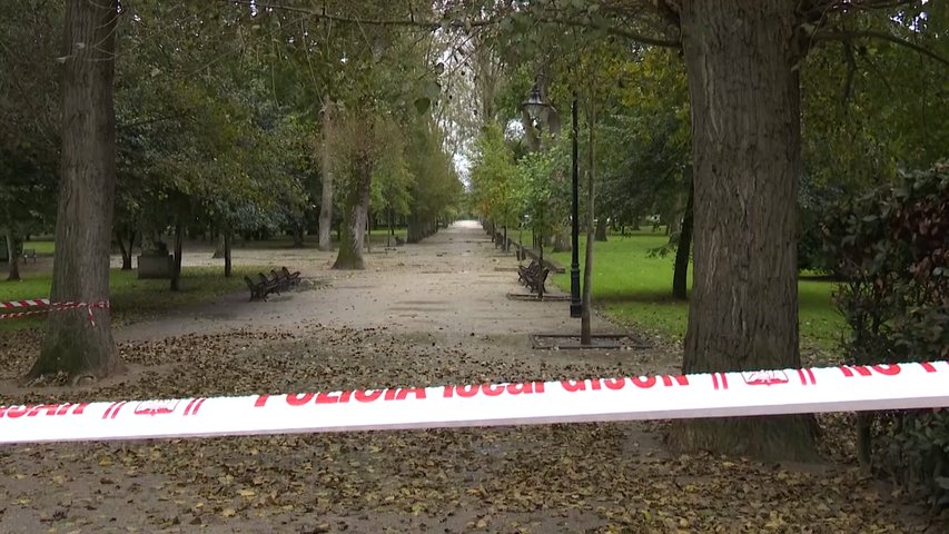 Cerrado Isabel La Católica para prevenir accidentes, por los fuertes vientos en Asturias