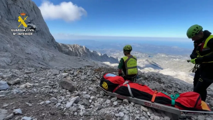 Muere un montañero al despeñarse en Picos de Europa