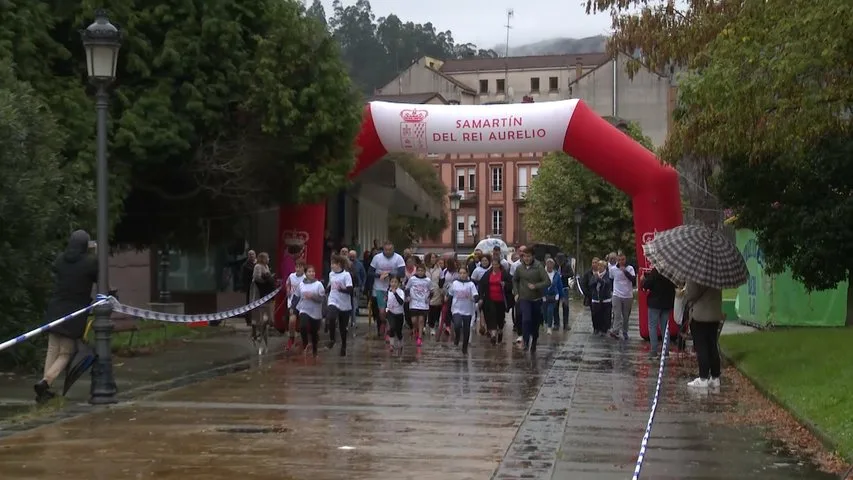 Carrera solidaria para las terapias de afectados de ictus y la concienciación de la enfermedad en San Martín del Rey Aurelio