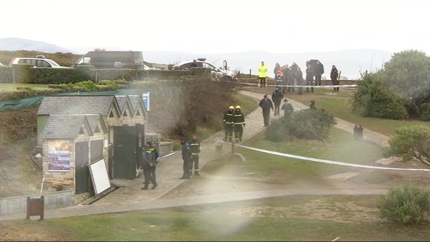 Muere Una Chica De A Os Al Caerle Una Piedra En La Playa De Las Catedrales Noticias Rtpa